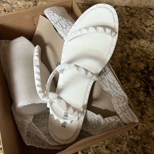 STEVE MADDEN travel jelly sandals